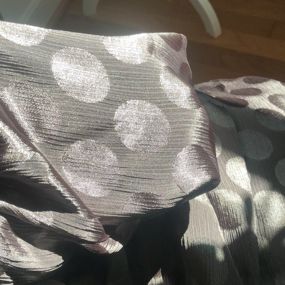 Beautiful olive green with circle details dress - Picture 11 of 11